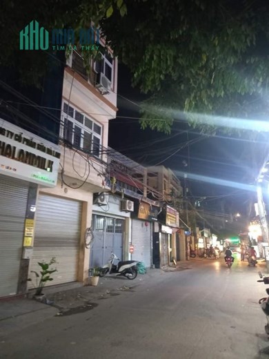 Chỉ có 1 căn duy nhất Nhà Mặt Phố Trần cung Kinh doanh siêu đỉnh . Dt 158m2 .6tâng . Giá 34,5 ty