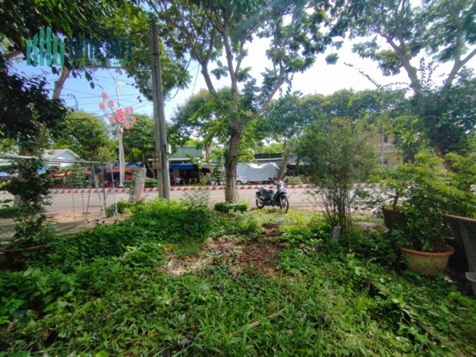 Cần bán gấp 108m2 đất mặt tiền Hùng Vương Sa Đéc Đồng Tháp