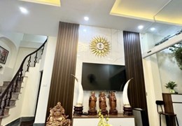 Bán nhà mặt phố Phan Bôi, dt 76m, xây 2 tầng 3 ngủ. Giá 8.2 tỷ.