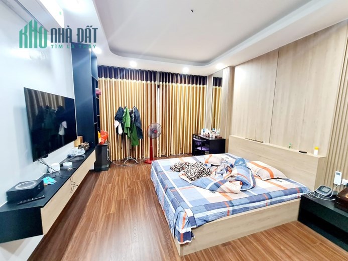 SIÊU ĐẸP, GẦN MẶT PHỐ KIM ĐỒNG, VỈA HÈ, LÔ GÓC, KINH DOANH ĐỈNH. MỚI HOÀN THIỆN 75M2*6 TẦNG, NHỈNH