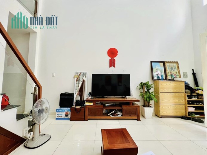 GIÁ MỚI CHỈ CÒN 4.399 TỶ HXH SIÊU AN NINH - P15 TÂN BÌNH - 48M2 - SỔ VUÔNG ĐÉT.