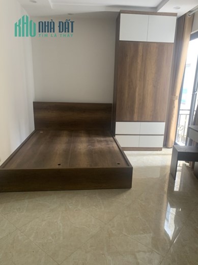 Bán nhà Trần Quý Cáp, 50m ra Ga Hà Nội, 30m2 x 6 tầng, gần ô tô, nở hậu, 4 tỷ, 0966037496