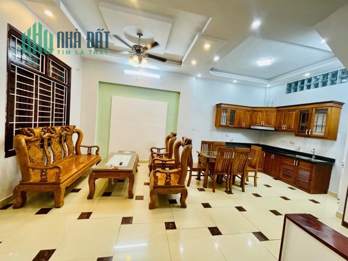 BÁN NHÀ VĂN CHƯƠNG 38m2 X 5T, NGÕ THÔNG TỨ TUNG, NHÀ ĐẸP Ở LUÔN, 5.2 TỶ LH 0966037496