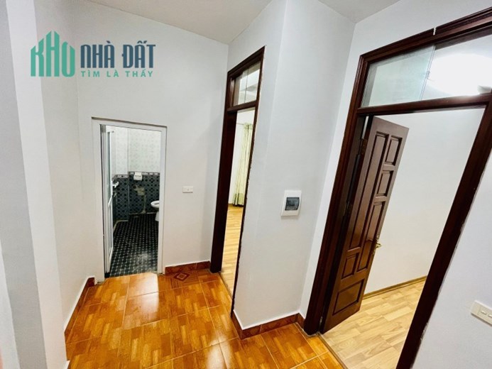 BÁN NHÀ VĂN CHƯƠNG 38m2 X 5T, NGÕ THÔNG TỨ TUNG, NHÀ ĐẸP Ở LUÔN, 5.2 TỶ LH 0966037496