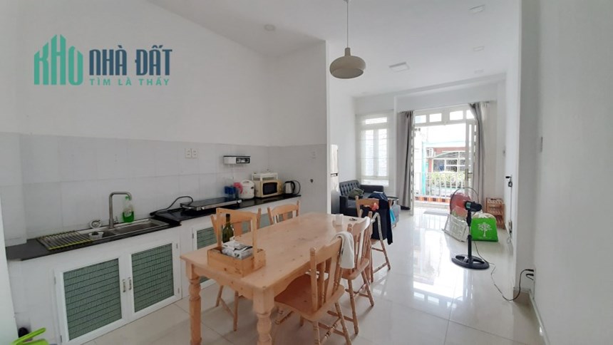 Cho thuê NNC Full nội thất hẻm 801 Phạm Thế Hiển P4Q8. Giá 8tr/ tháng