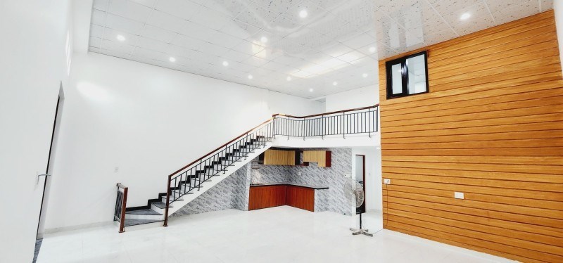 NHÀ GÁC ĐÚC MỚI KENG VÀO Ở NGAY- DT 120M2, OTÔ ĐỖ CỬA – SAU ĐHSP – CHỈ 1.85 TỶ