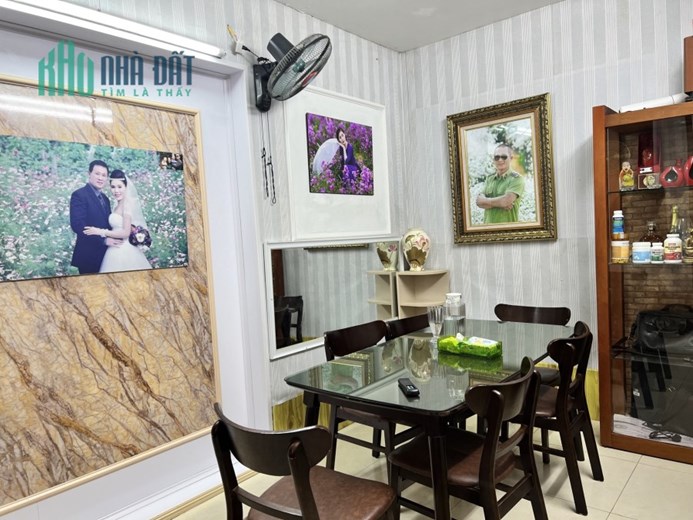 ĐỘI NHÂN PL OTO 7 CHỖ VÀO NHÀ 92M 4T MT7M GIÁ CHỈ 12 TỶ 950