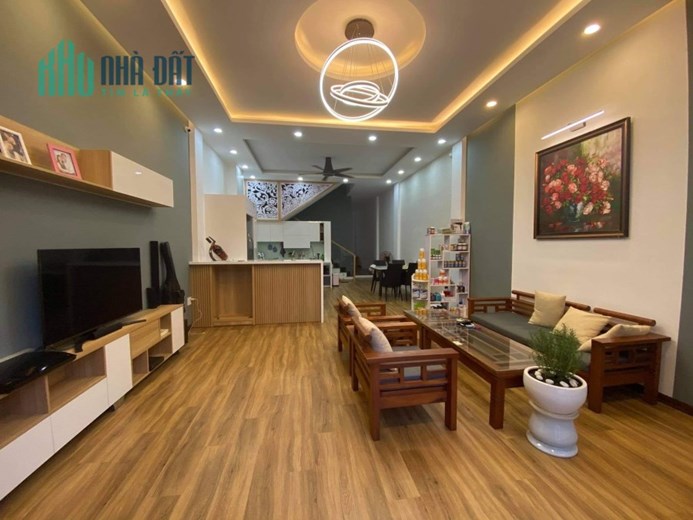 Nhà 2 Mặt Tiền Hoà Xuân, Nguyễn Mậu Tài, 115m2, 3 mê