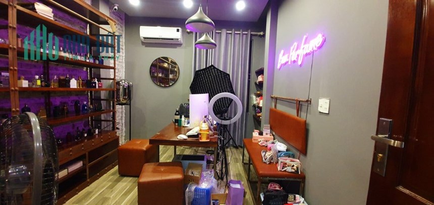 Nhà Minh Khai mặt ngõ, trước nhà rộng, từ nhà ra Times City 500m, 3.5 tỷ.