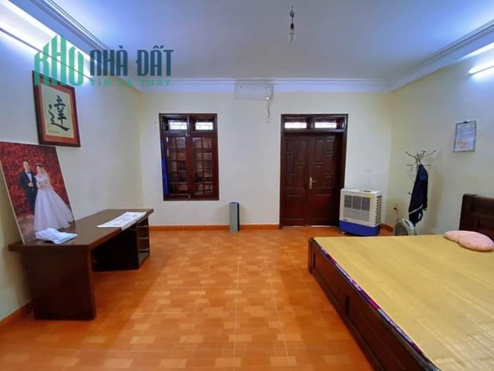 Bán Nhà Mặt Phố Phú Diễn 90m2 x 4 tầng