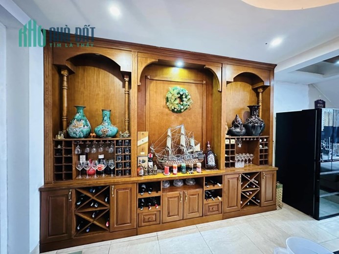 Bán nhà 5T mặt phố Cầu Giấy DT 57m2 lô góc, kinh doanh văn phòng, giá 13tỷ