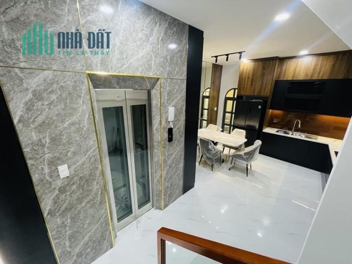 Nhà đẹp, thang máy - 60m2 - ô tô vào nhà - 5 tầng chỉ 10,7 tỷ HXH Thích Quảng Đức