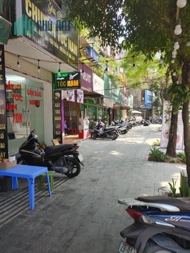 Chính chủ cho thuê mặt bằng tầng 1 mặt phố địa chỉ 78 Láng Hạ, Đống Đa, Hà Nội.
