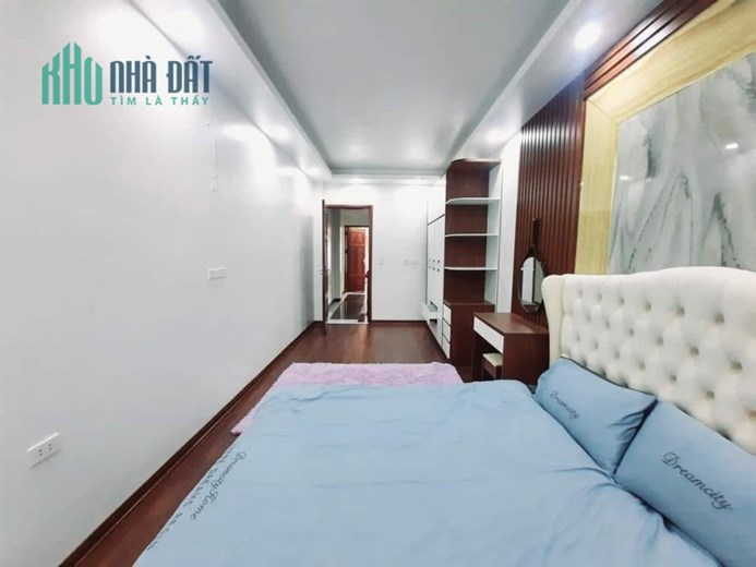 Bán nhà ngõ 29 Khương Hạ, Thanh Xuân 42m, 5 tầng. Giá: 5.75 tỷ