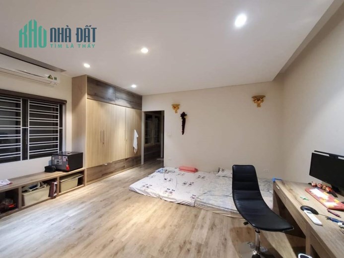 Rẻ nhất thị trường bán nhà phân lô liền kề Dương Nội, Aoen mall Hà Đông
	Phân lô, ô tô 50m x 4