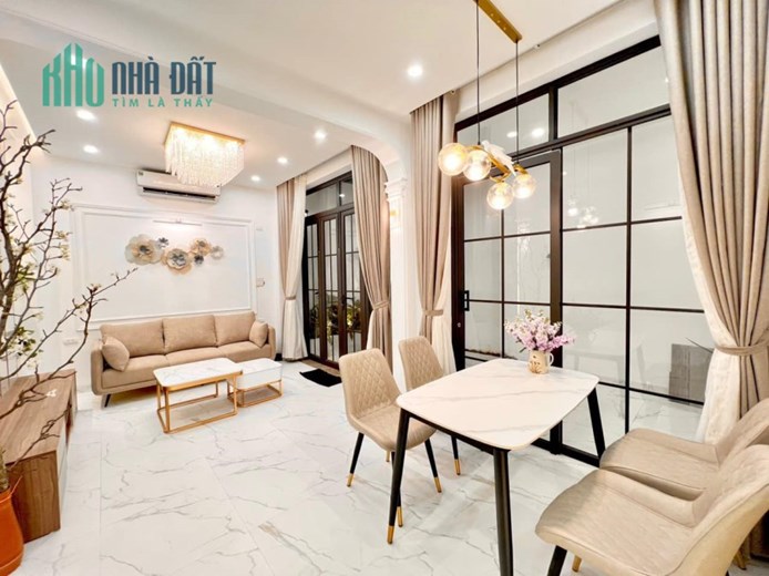 Bán nhà phố Cự Lộc, Thanh Xuân 56m, 4 tầng. Giá: 5.45 tỷ