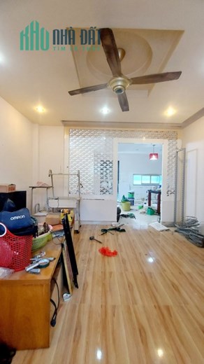 Bán nhà HXH đường Trường Chinh, Quận 12, 84m2, 3PN, giá 3 tỷ 4 TL.