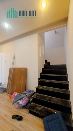 Bán nhà HXH đường Trường Chinh, Quận 12, 84m2, 3PN, giá 3 tỷ 4 TL.