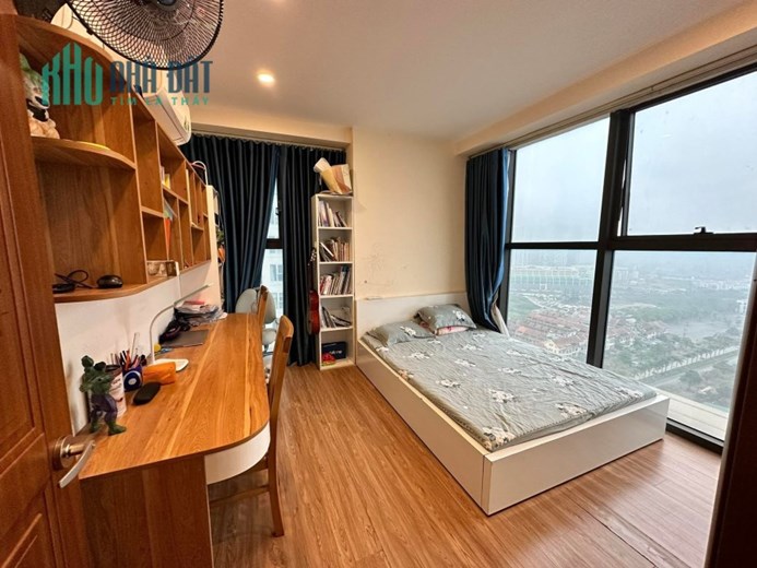 Bán căn hộ 3 phòng ngủ chung cư Gemek 2 full nội thất 89m2 sổ hồng lâu dài