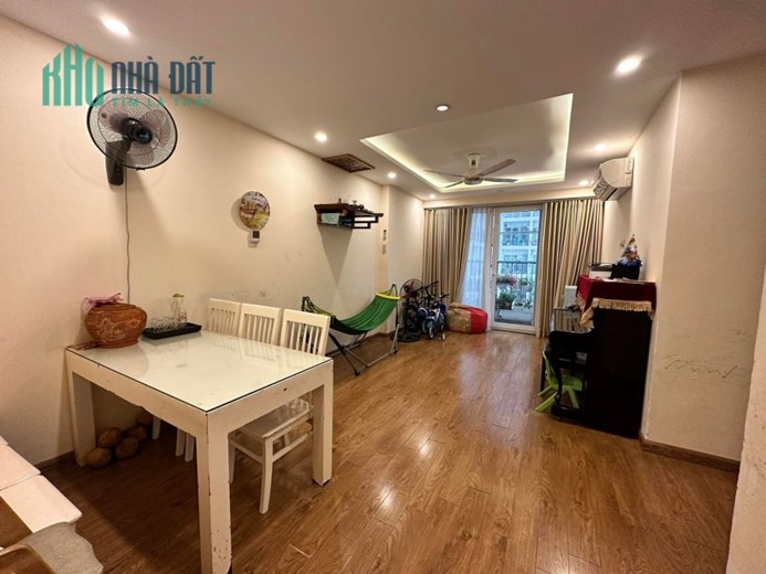 Bán căn hộ 3 phòng ngủ chung cư Gemek 2 full nội thất 89m2 sổ hồng lâu dài