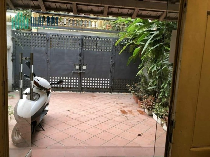 💥 Biệt thự Đặng Thai Mai, Tây Hồ, Ô tô vào nhà, 146m2 4T MT 6m, Chỉ 25.5 Tỷ 💥