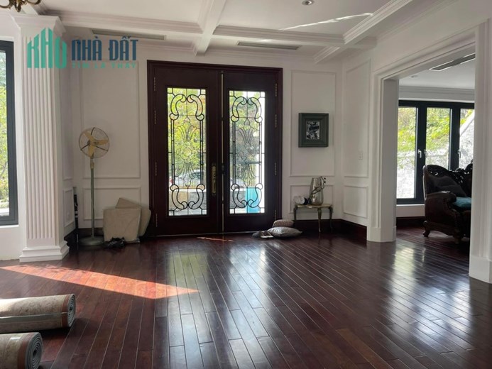 💥 Biệt thự Xa hoa Ciputra, Tây Hồ, 335m2 3T Thang máy MT 16m, Chỉ 105 Tỷ 💥