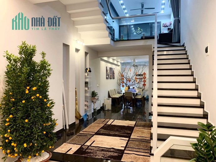CHÍNH CHỦ Cần Bán Căn Nhà Vị Trí Đẹp Tại Phố Nguyễn Trác Luân, TP Hải dương