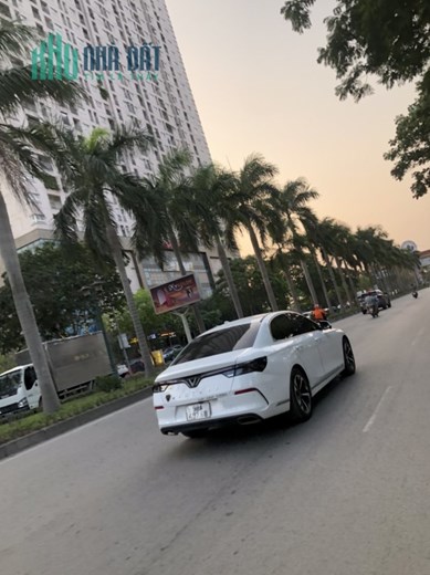 BÁN SHOP ĐẾ TÒA CHUNG CƯ TÒA GEMEK TOWER, KINH DOANH ĐỈNH, VỈA HÈ, Ô TÔ. DT 59M, GIÁ 3TỶ 25.