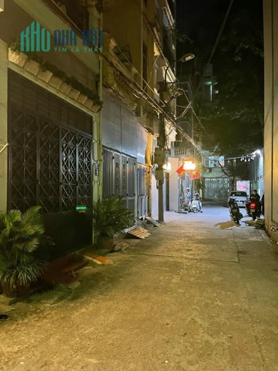 Bán nhà phố Chùa Láng, sổ phân lô, ô tô, kinh doanh, 2 thoáng, 5 tầng, 60m, nhỉnh 10 tỷ