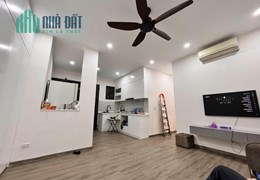 Nhà mới đẹp lung linh, 2 ngủ, 66m2, 10 bước chân ra phố trung tâm Láng Hạ 3.43 tỷ