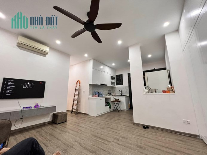 ĐẸP NHƯ KHÁCH SẠN: Nhà tầng 1, 66m2,2 ngủ, chỉ 8m ra phố chính, nhỉnh 3 tỷ