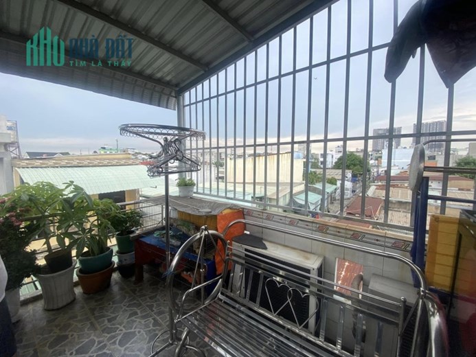 BÁN NHÀ MẶT TIỀN ĐƯỜNG SỐ 4 LINH XUÂN THỦ ĐỨC, 3 TẦNG CHỈ 3, 3 TỶ