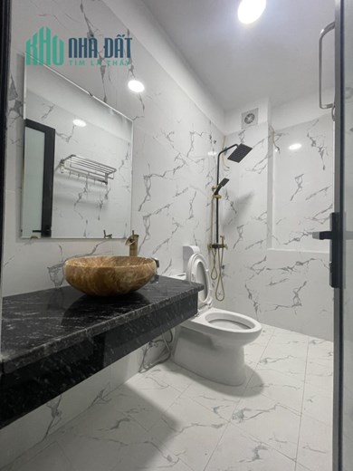 Bán Nhà Phố Tôn Thất Tùng Đống Đa 6 Tầng Xây Mới DT 35m MT Rộng 7m Ngõ Gần Phố Giá Nhỉnh 5 Tỷ
