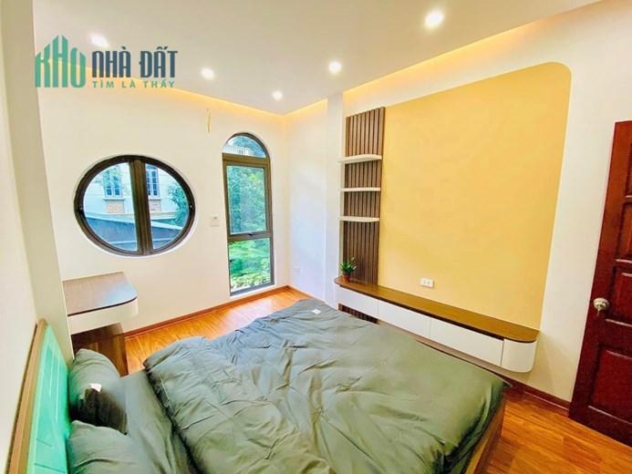 CHÍNH CHỦ BÁN NHÀ ĐẸP FULL NỘI THẤT - NGÕ BA GÁC - 10M Ô TÔ - 5 NGỦ RIÊNG BIỆT - DÂN TRÍ CAO