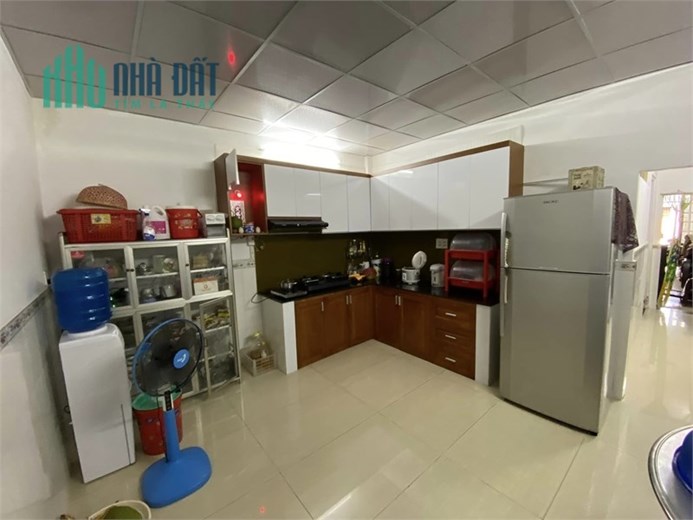 Nhà ngộp Phan Sào Nam, P11, Tân Bình – Khu Bàu Cát, 145m2, 3 tầng, 15.5 tỷ