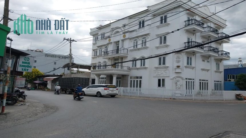 Bán nhà MẶT TIỀN 8m Đường APĐ 9 PHƯỜNG APĐ Q.12 chỉ 15 tỷ