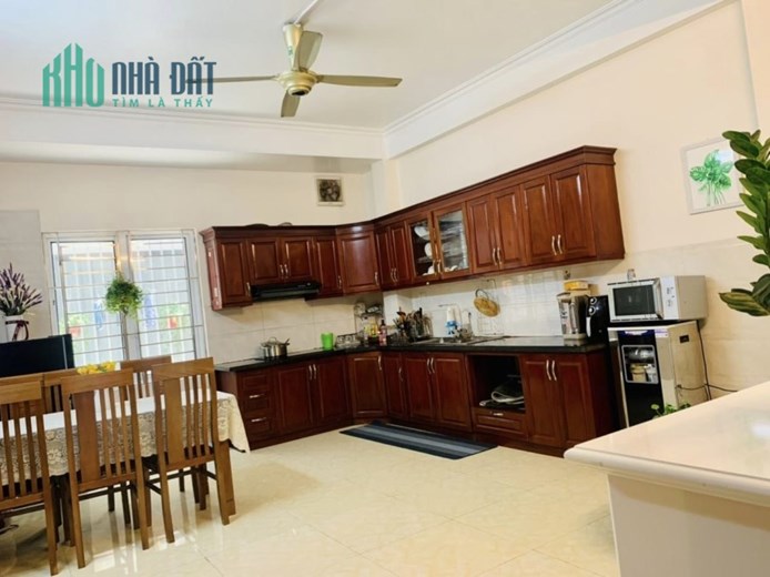 CHO THUÊ NHÀ ĐẸP VĂN PHÚ HÀ ĐÔNG - 90M 5 TẦNG - THÔNG SÀN - FULL ĐỒ