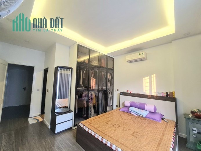 Nhà đẹp ở ngay, KĐG Việt Hưng, full nội thất, VIEW vườn hoa, 68m2 x4T, MT 4.2, nhỉnh 10 tỷ
