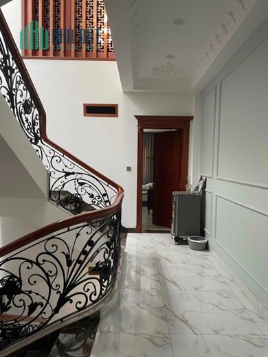 Bán nhà đẹp khu vip Bàu Cát Tân Bình 100m2 5 tầng nội thất cao cấp 18 tỷ TL