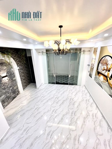 8.NHÀ ĐẸP THIÊN LÔI OTO ĐỖ CỔNG 3 TẦNG XÂY MỚI SIÊU ĐẸP