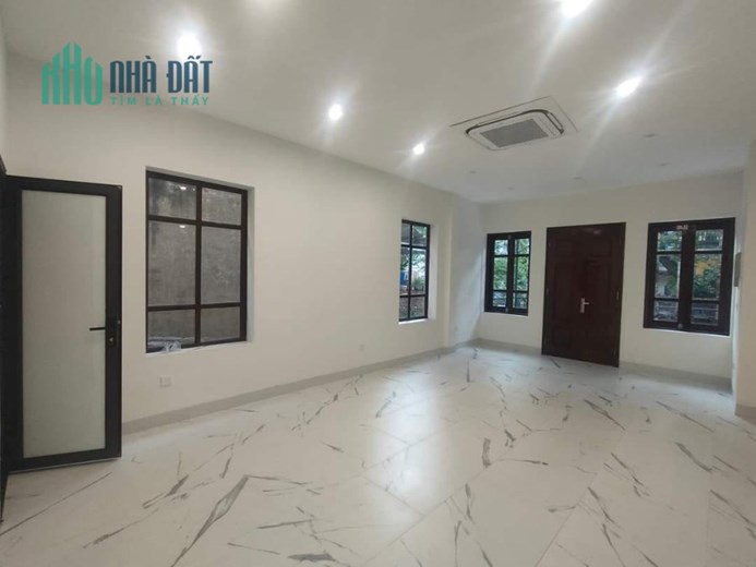 Nhà Mặt Phố Triệu Việt Vương, 43m2, 5T, 25.5Tỷ, Thang Máy, 0977097287