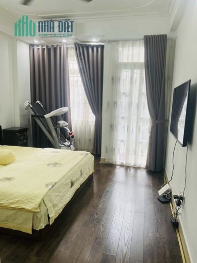 Bán gấp nhà Hào Nam-Lô Góc hai MẶT THOÁNG-ĐẸP nhỉnh 6 tỷ