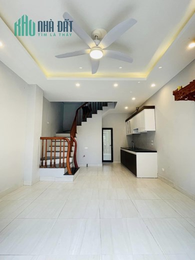 BÁN NHÀ HÀO NAM-PHÂN LÔ - - NHÀ CỰC ĐẸP nhỉnh 6 tỷ- FULL NỘI THẤT