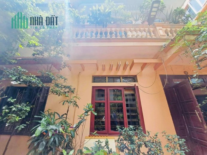 Ô TÔ ĐỖ CỬA - TRUNG TÂM ĐỐNG ĐA- DIỆN TÍCH RỘNG XÂY CCMN - NHÀ CAO TẦNG THANG MÁY