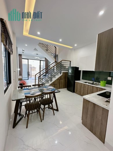 Nhà Điện Biên Phủ, Góc kiệt Ô tô, thẳng 60m ra MT, 3.x tỷ