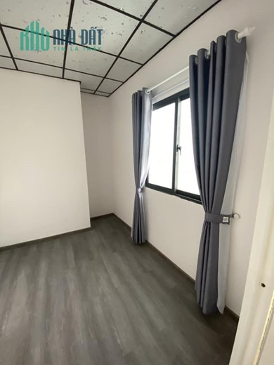 .Nhà Lý Thái Tổ, 1.25 tỷ, 21m2, C4 gác lửng mới đẹp, tặng nội thất