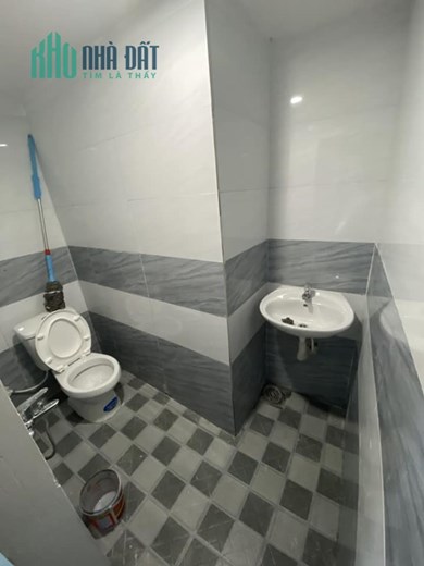 .Nhà Lý Thái Tổ, 1.25 tỷ, 21m2, C4 gác lửng mới đẹp, tặng nội thất