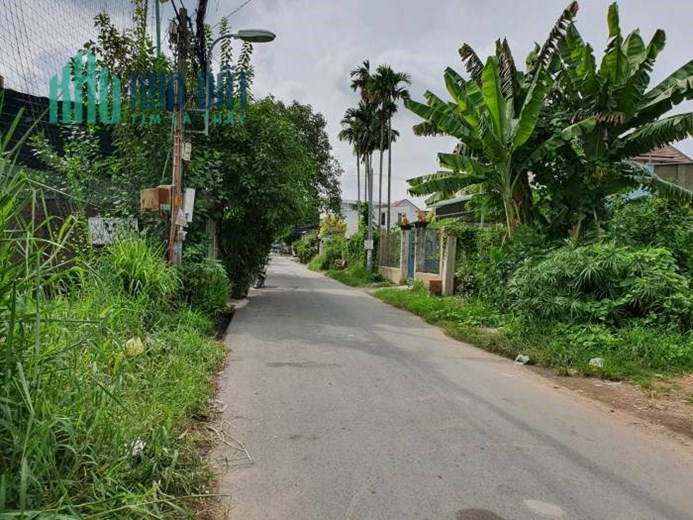 Cho thuê đất 1800m2 đường 36 Linh Đông