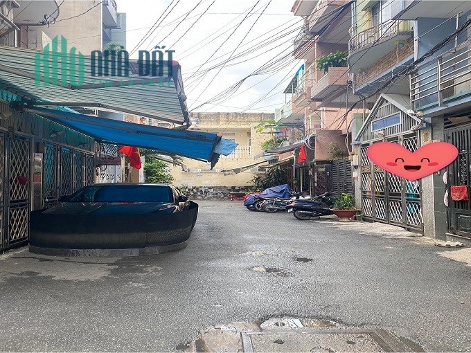 Bán nhà lô góc 2 hẻm 6m, CMT8, P5, Tân Bình, 62m2, 4 tầng, không lộ giới.