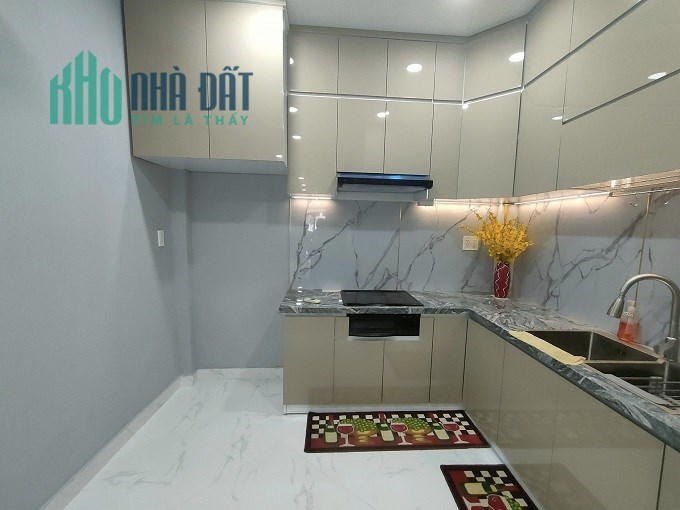 Bán nhà HXT Lạc Long Quân, P11, Tân Bình, 49m2, 3 tầng, mới, tặng nội thất.